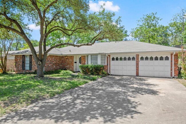 Primary Photo - 1609 Springer Ln