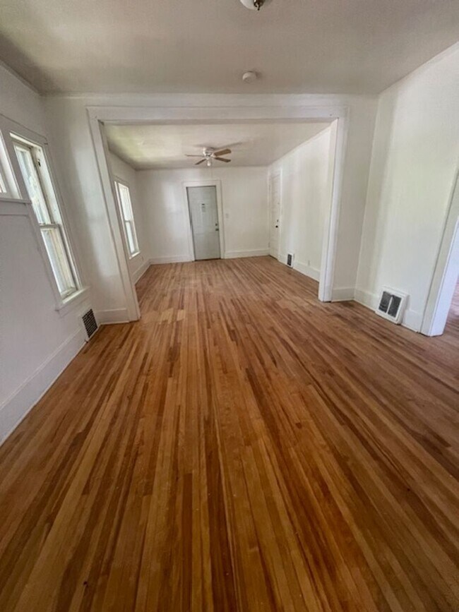 Building Photo - Watson - Albee - 111 8th St NW, Austin MN ...