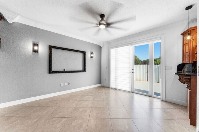 Building Photo - 851 SW 154th Path