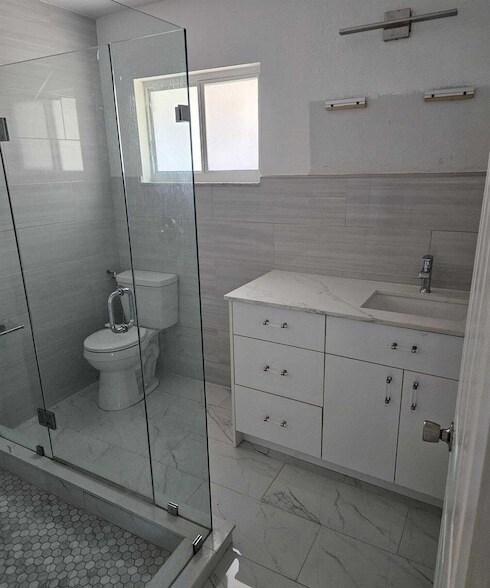 Building Photo - 1943 Kirk Rd