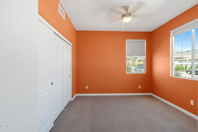 Building Photo - 528 Tibbetts St