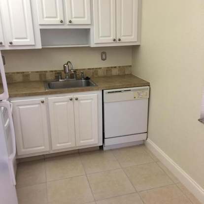 Building Photo - 347 Normandy Ln