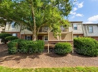 Building Photo - 3830 Country Club Rd