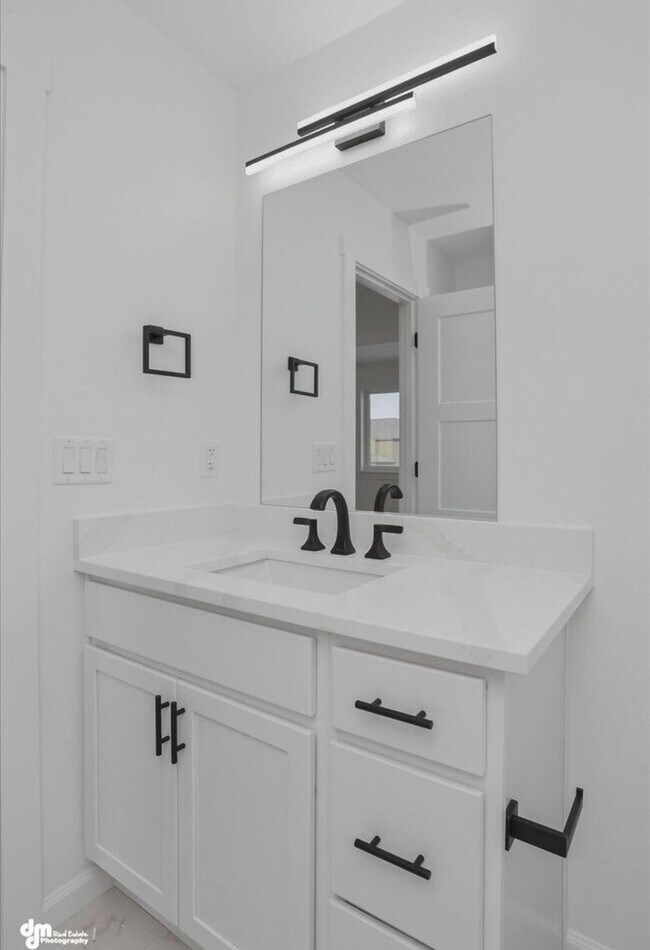 Building Photo - 336 Ashbrook Dr