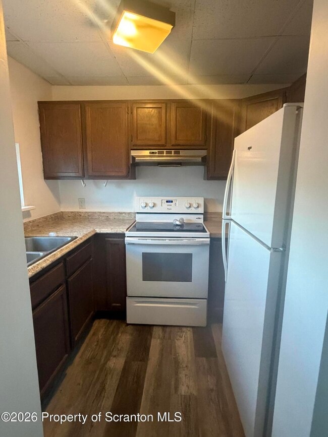 Building Photo - 100 S Van Buren Ave