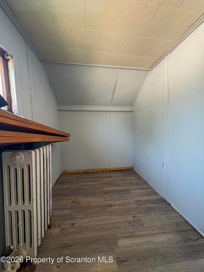 Building Photo - 624 Hemlock St
