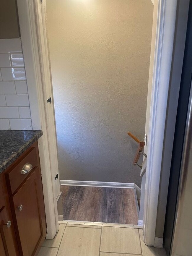 Building Photo - Luxury living at a great price!