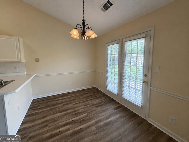 Building Photo - 363 Brook Lea Cove