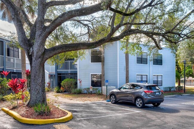 Building Photo - 3623 Atrium Dr