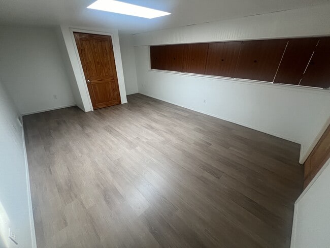 Building Photo - 105 S Granite Ave