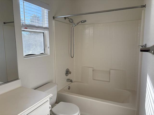 Building Photo - 367 Rimhurst Ct