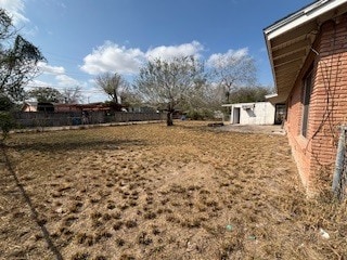 Building Photo - 519 W Walnut Ave