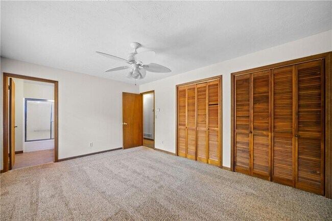 Building Photo - 1131 Lafayette Dr SW