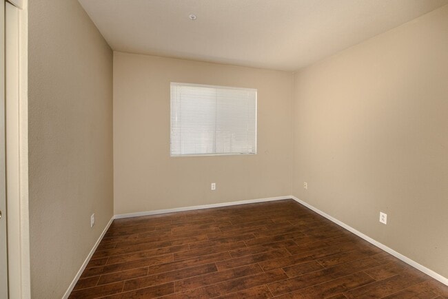 Building Photo - Sycamore Ranch East Woodland