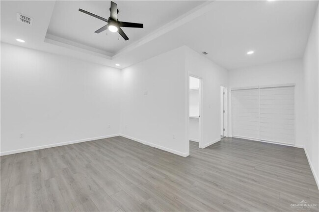 Building Photo - 211 N 28th St