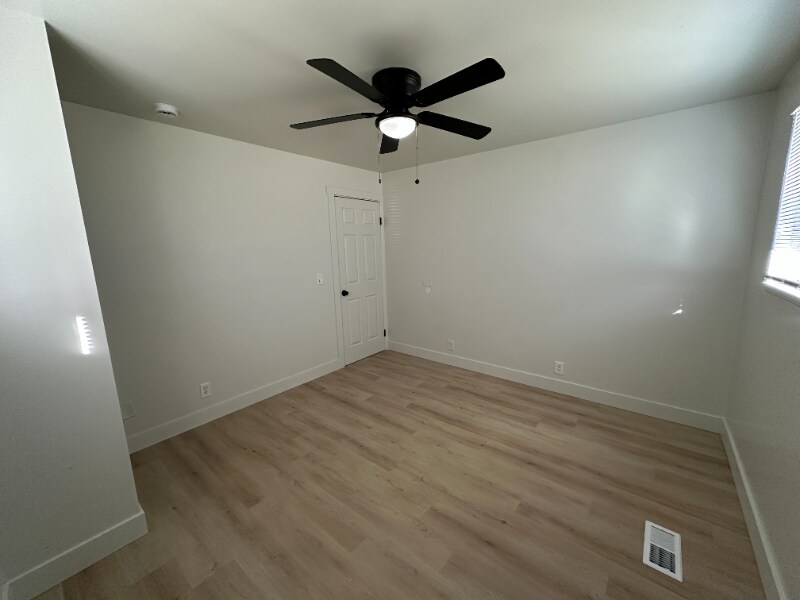 Building Photo - 1340 S 200 E