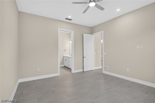 Building Photo - 286 Indies Dr E