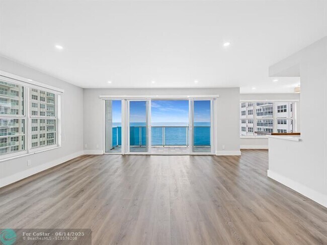 Building Photo - 3500 Galt Ocean Dr