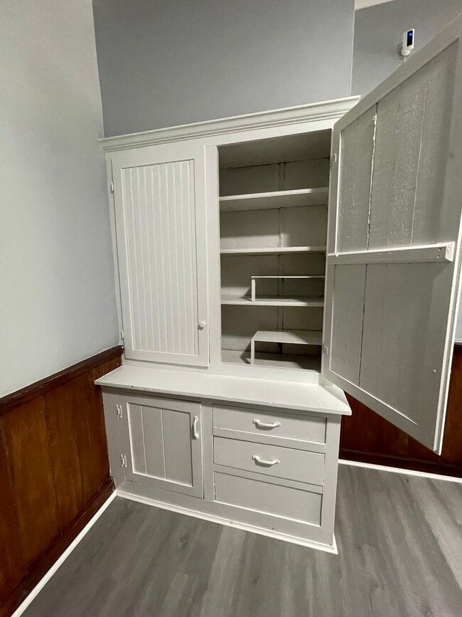 Building Photo - 124-126 Appleton