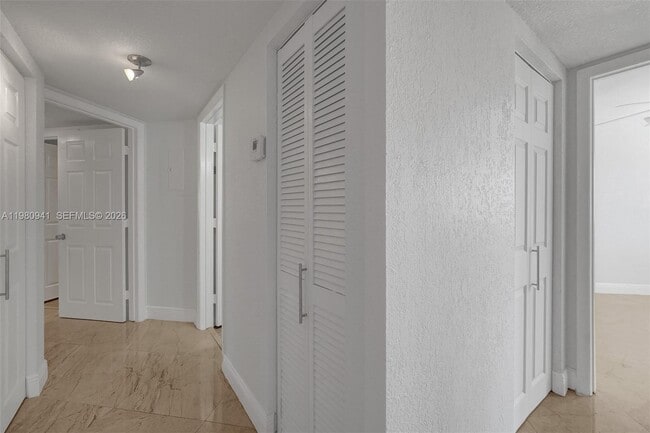 Building Photo - 21300 San Simeon Way