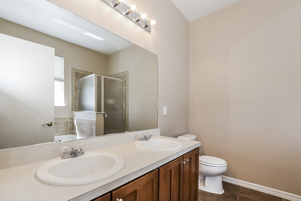Building Photo - 2302 Abey Blanco Dr