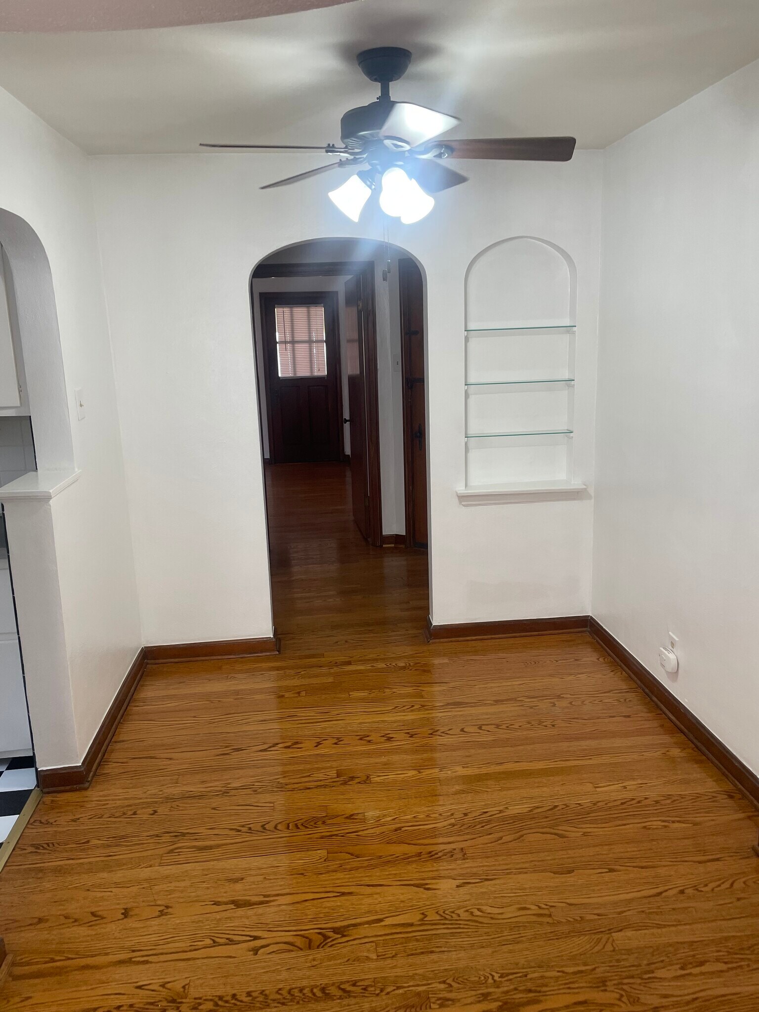 Building Photo - 6219 Eichelberger St