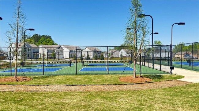 Building Photo - 61 Biltmore Pl