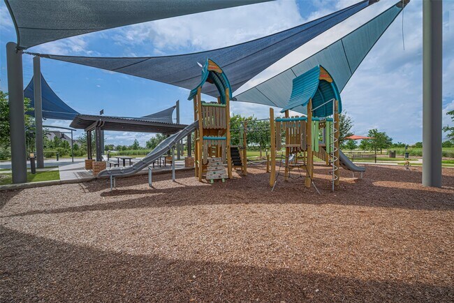 Building Photo - 23611 Blackhaw Blossom Ln