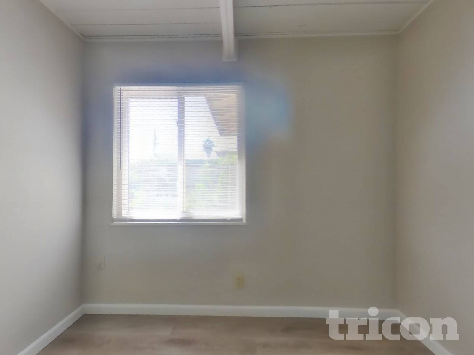 Building Photo - 1475 Knights Row