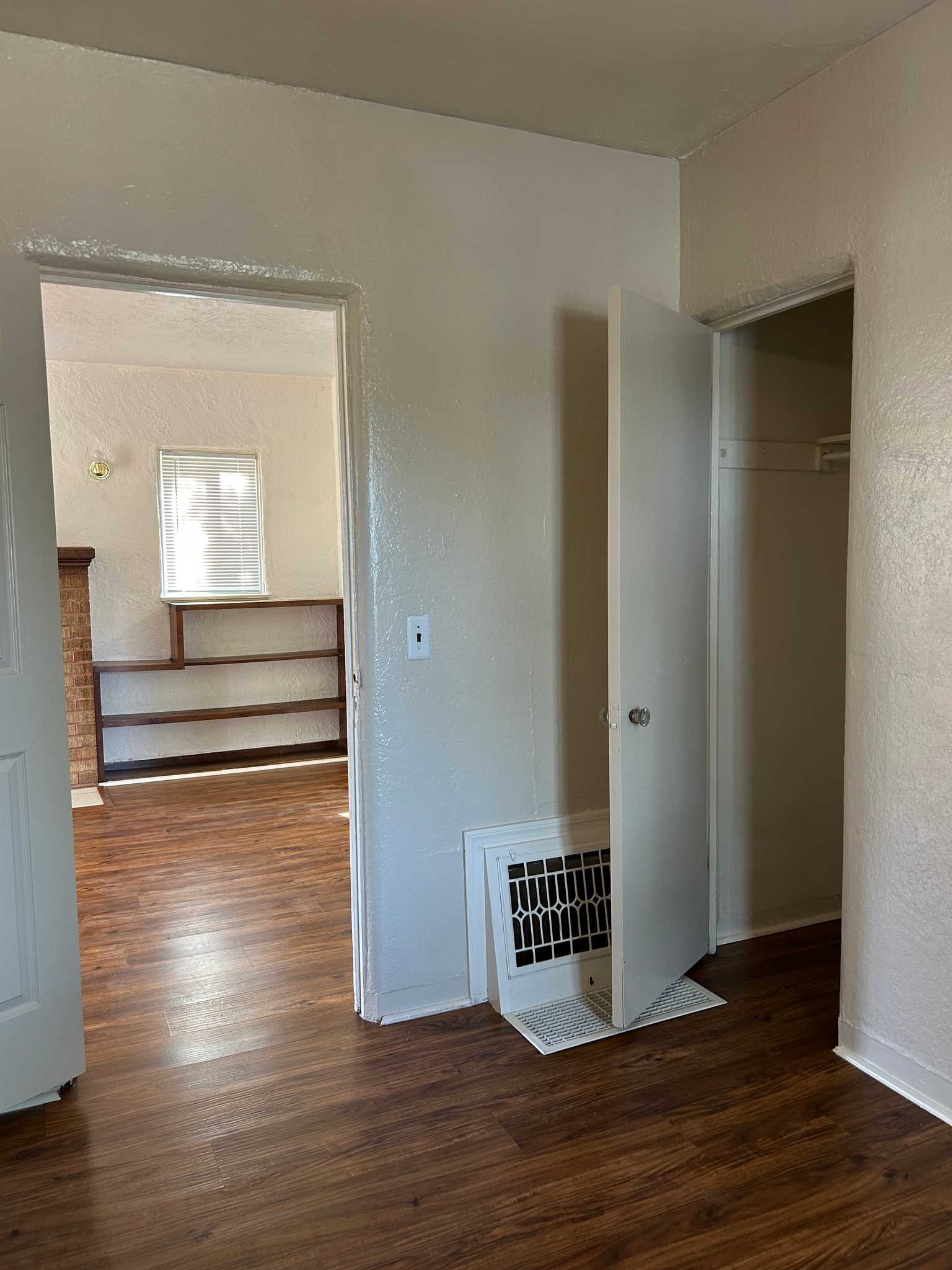 Building Photo - 33141 Case St