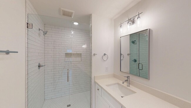 Building Photo - Beautiful 4 Bedroom House in East Nashville Coming Soon!