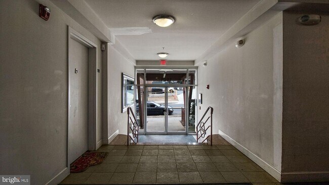 Building Photo - 1501 27th St SE