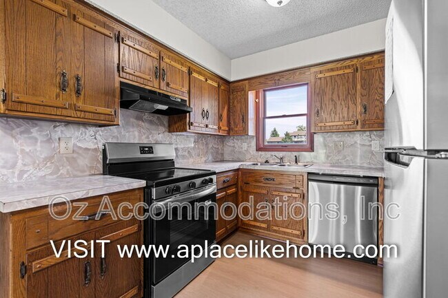 Building Photo - 1105 Jeff Cir