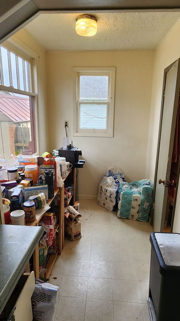 Building Photo - Sunnyland 5BR Near Trader Joe's – Walk to Schools, Private Yard, Pet Friendly | Pre-Leasing Aug 2026