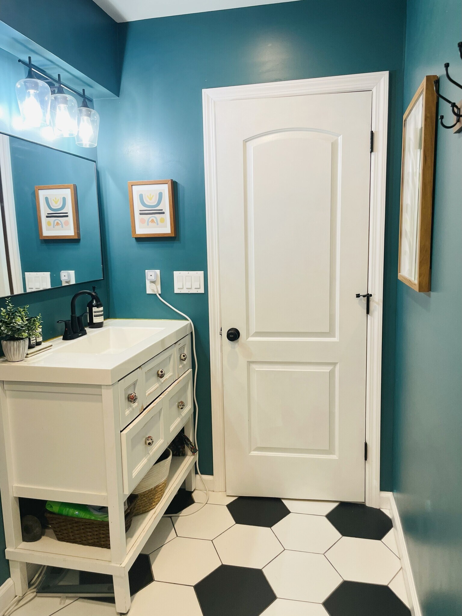 Bathroom - 6 Scotch Pine Ln