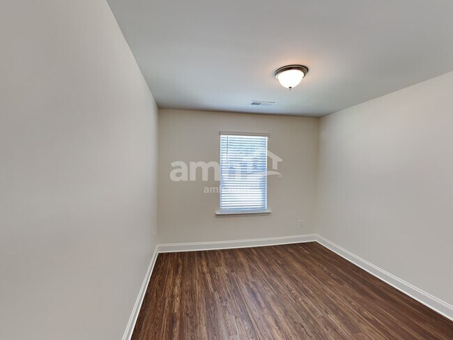 Building Photo - 1147 Bethany Dallas Dr