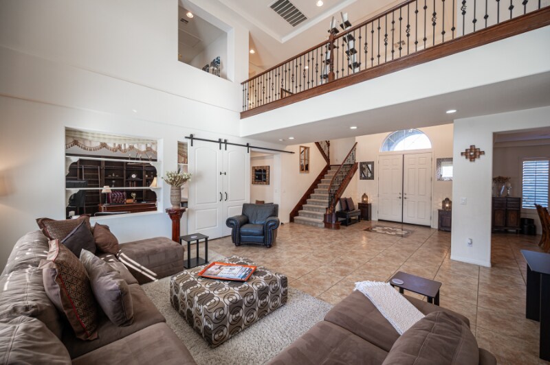 Building Photo - 7417 Via Rimini St