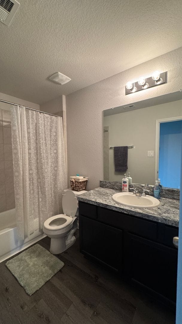 Building Photo - Entertainer’s Kitchen + Oversized Primary Suite | 4 Bed House in Bryan