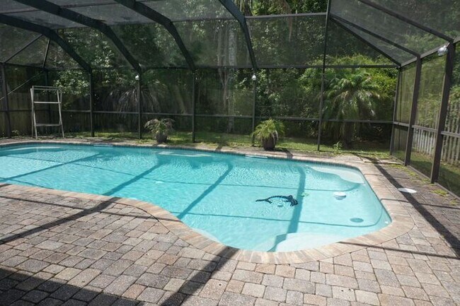 Building Photo - Julington Creek home with pool