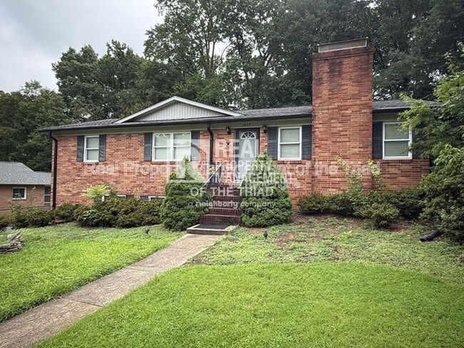 Primary Photo - 1507 Berwick Rd SW