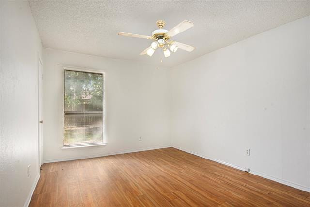 Building Photo - 6819 W Cleburne Rd