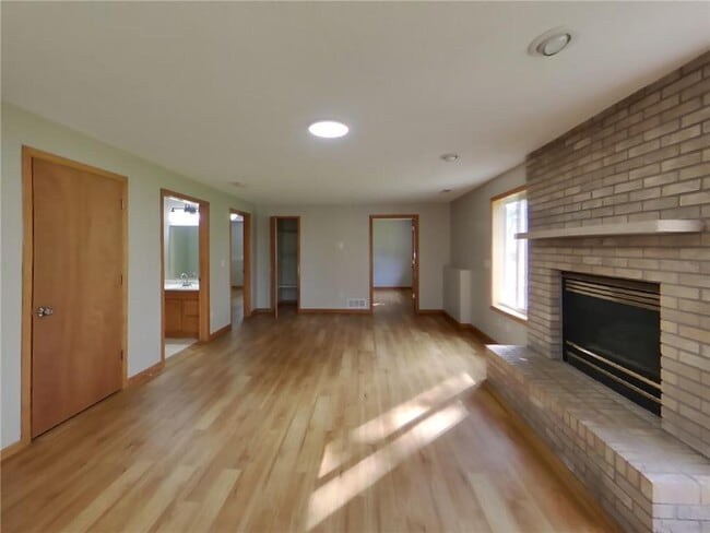 Building Photo - 4732 Blanding Ct