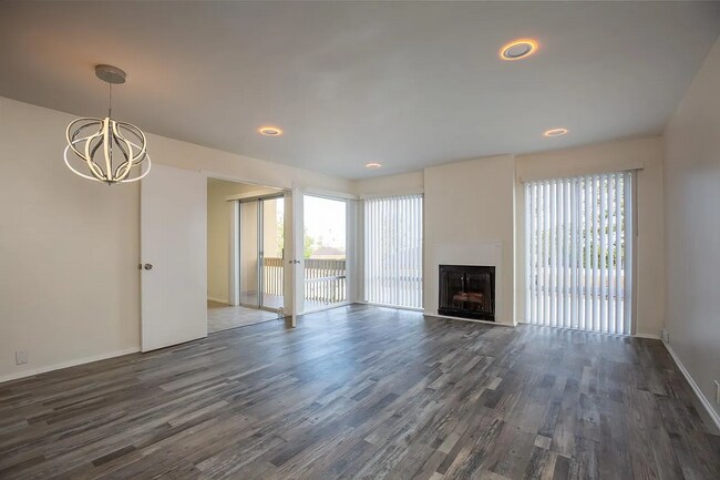 Primary Photo - Dual-Master Condo Near the Beach w/ Firewo...