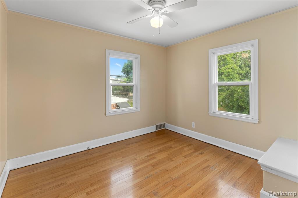 Building Photo - 3455 Santa Maria St