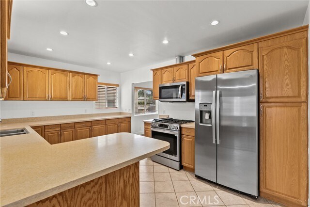 Building Photo - 5110 Petit Ave