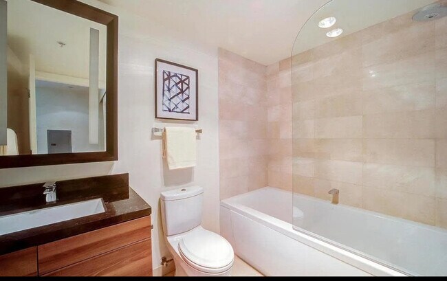Bathroom - 829 Folsom St