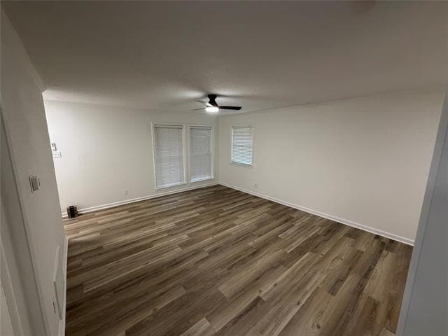 Building Photo - 5441 Wales Ave