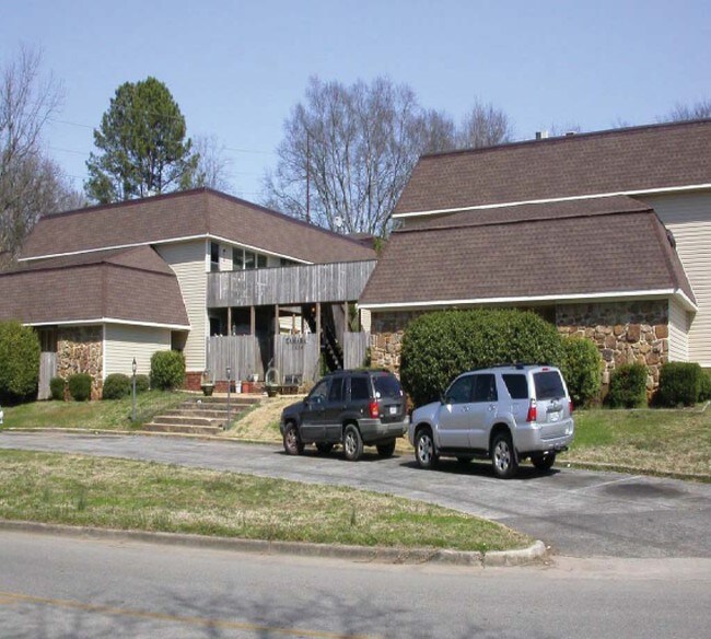 Camara Apartments 1614 Somerville Rd SE Decatur AL 35601 Apartment