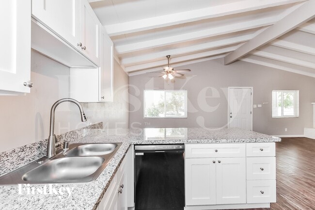 Building Photo - 1801 Canosa Ave