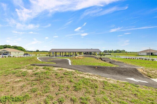 Building Photo - 5926 SW 76th Ct
